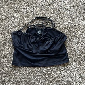 criss cross crop top with tie bow front